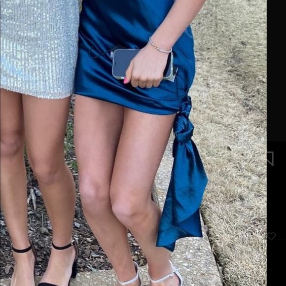 Cinq a Sept Ryder Satin Dress - Picture 4 of 4